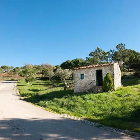 Casa Rustica, Perto Do Castelo De Обидуш